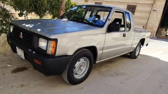 مستوبيشي L200 1994