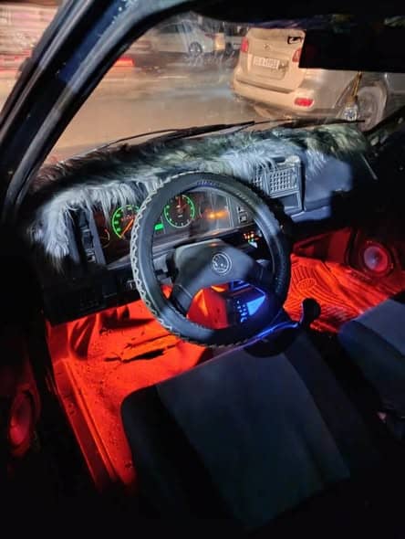 سكودا Pickup 1994