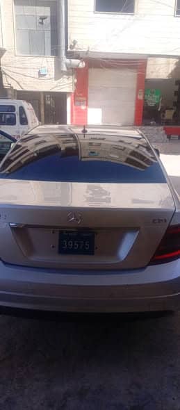 مرسيدس C 200 2010