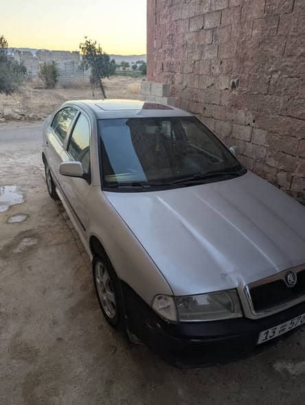 سكودا اوكتافيا 2001