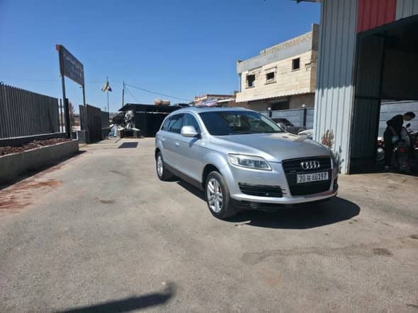 آودي Q7 2007