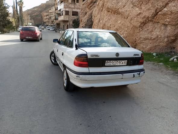 أوبل استرا 1997