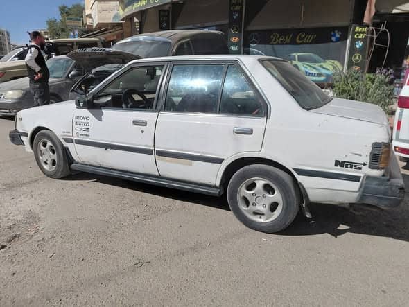 نيسان صني 1983
