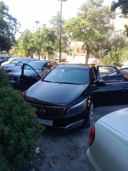 هيونداي جينيسس 2015