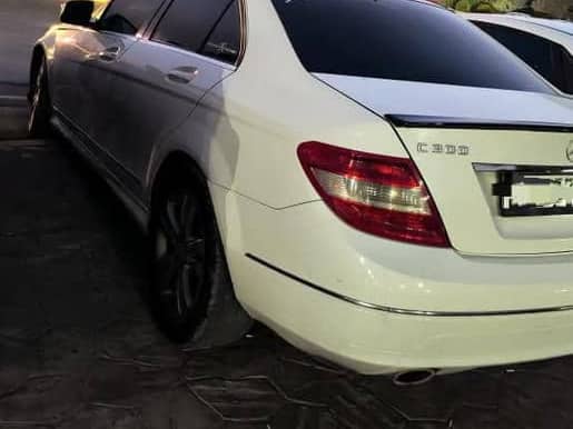 مرسيدس C 300 2009