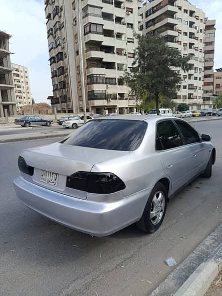 هوندا اكورد 1998