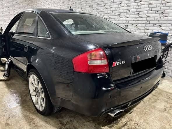 اودي RS6 2003