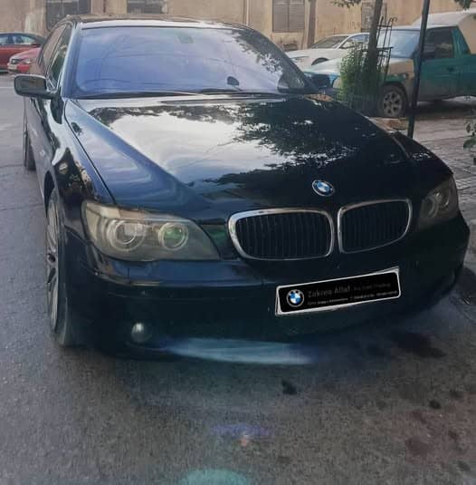 بي إم دبليو 750i 2007