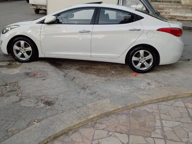 هيونداي النترا 2011