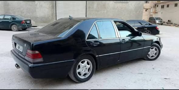 مرسيدس شبح 1993