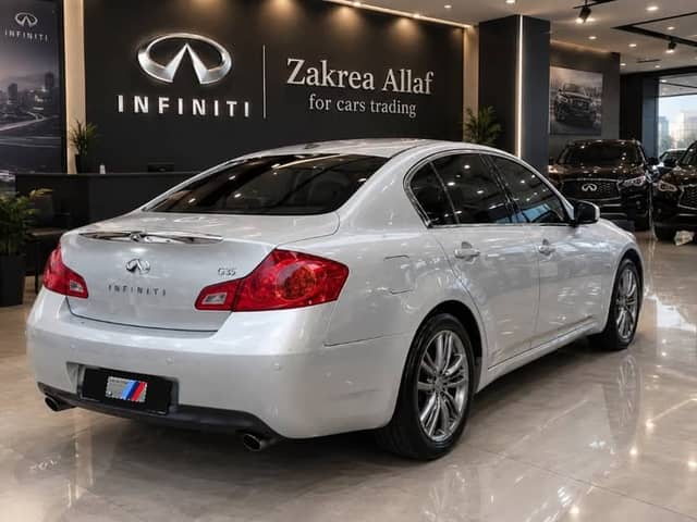انفينتي G37 2011
