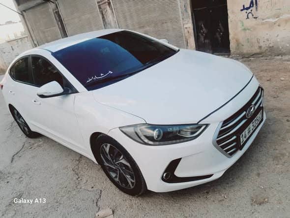 هيونداي افانتي 2018