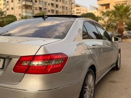 مرسيدس E300 2012