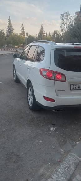 هيونداي سنتافيه 2010