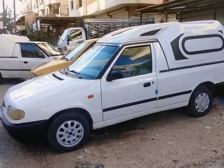 سكودا بيك أب 2000