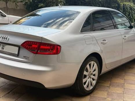اودي A4 2011