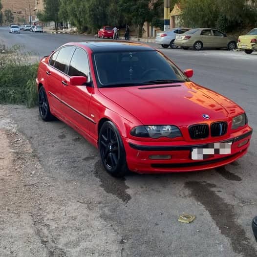 بي إم دبليو 318 2002