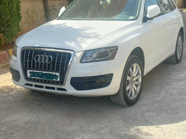 أودي Q5 موديل 2012 بحالة ممتازة
