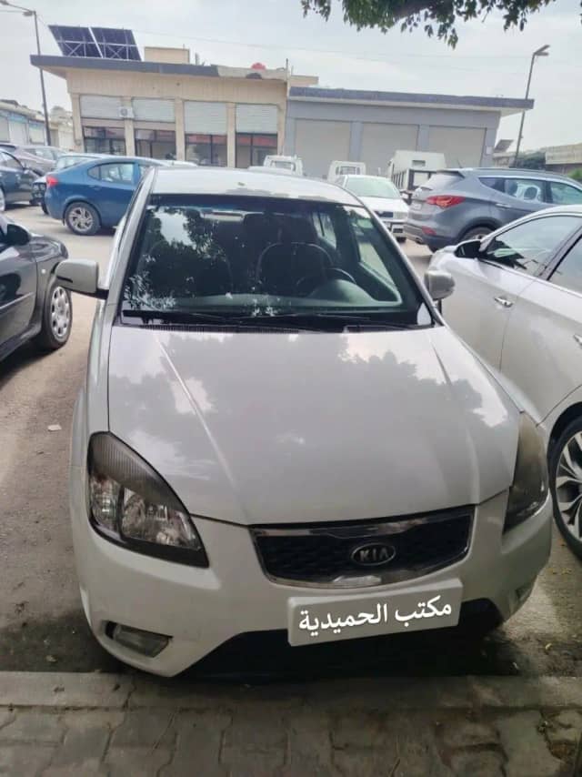كيا ريو 2010 بحالة ممتازة