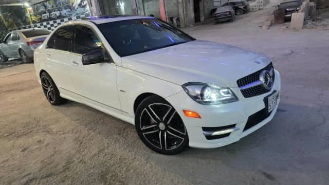مرسيدس-بنز C-Class موديل 2013 بحالة ممتازة
