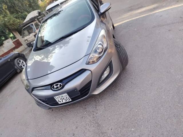هيونداي i30 موديل 2012 بحالة ممتازة