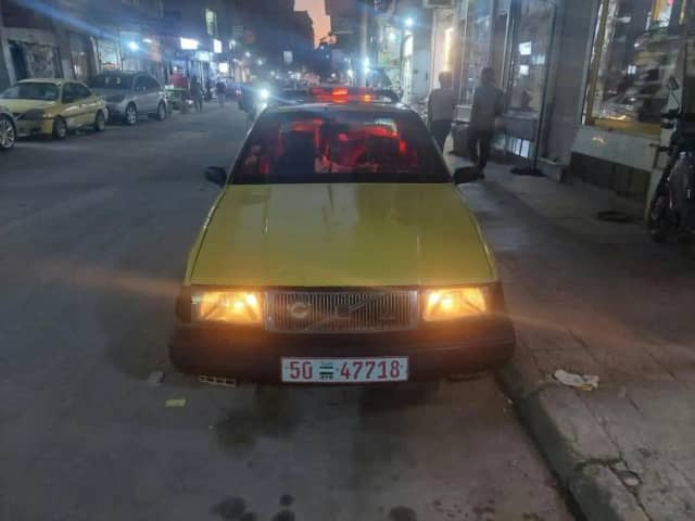 فولفو 460 موديل 1993 بحالة جيدة عمومي دمشق
